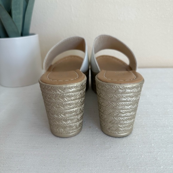 R.Z.X. White Faux Leather Wedge Slide Sandals Woman’s EU38 US7.5 - Picture 8 of 10